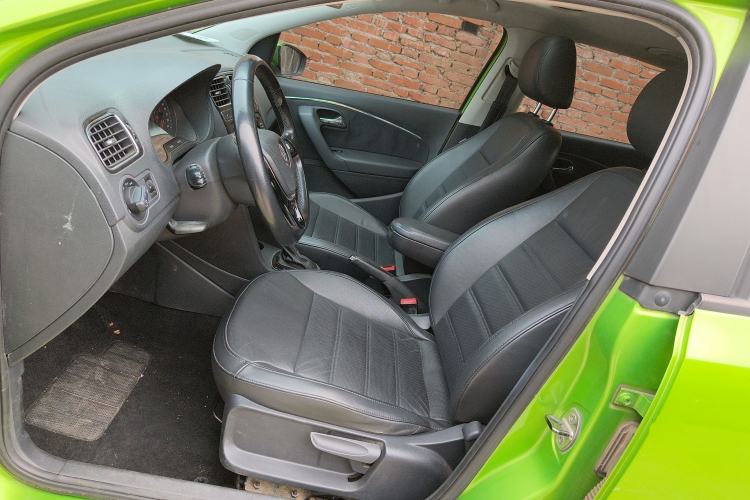 Used Volkswagen Polo 2014 1.6L Automatic Luxury Edition Left Front Seat