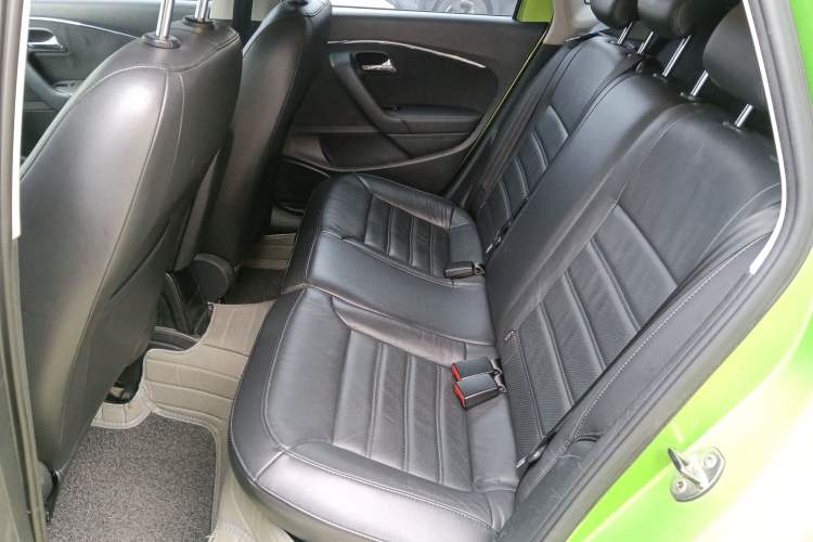 Used Volkswagen Polo 2014 1.6L Automatic Luxury Edition Left Rear Seat