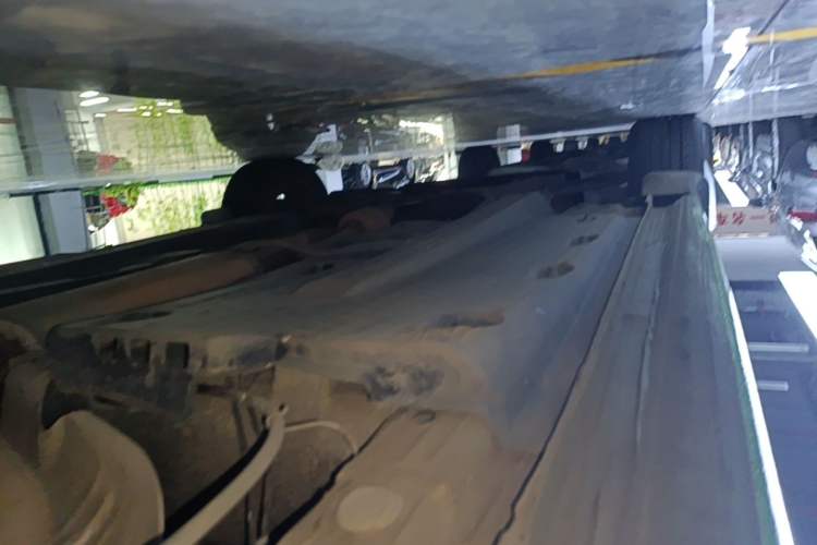 Used Volkswagen Polo 2014 1.6L Automatic Luxury Edition Left Side Sill