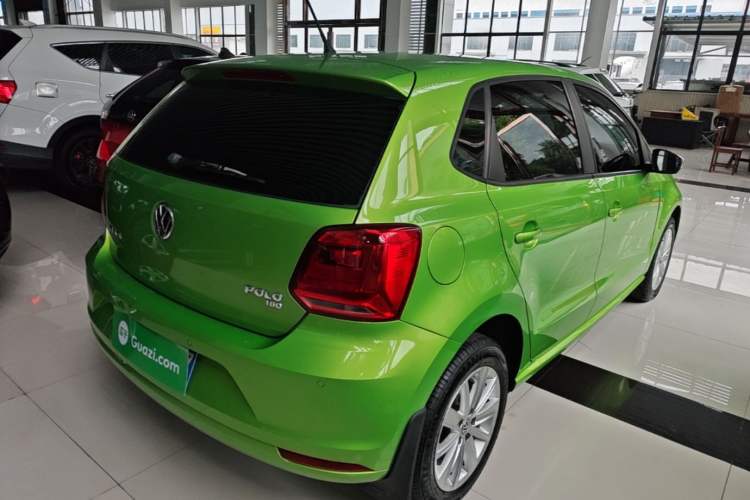 Used Volkswagen Polo 2014 1.6L Automatic Comfort Edition Rear Right 45 Deg