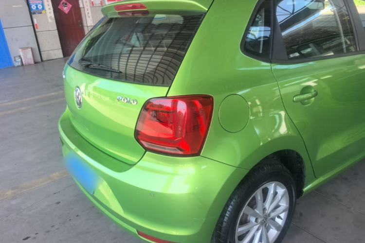 Used Volkswagen Polo 2014 1.6L Automatic Luxury Edition Rear Right 45 Deg