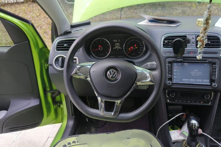 Used Volkswagen Polo 2014 1.6L Automatic 30th Anniversary Edition Steering Wheel