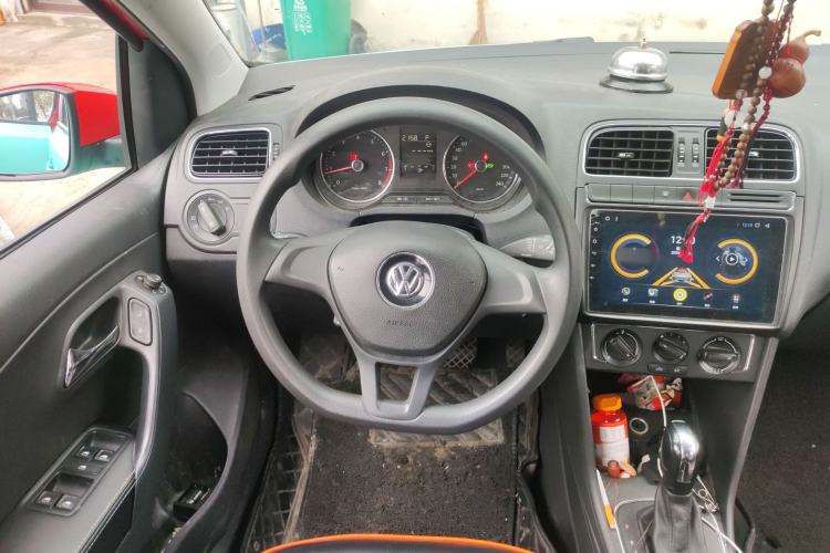 Used Volkswagen Polo 2014 1.4L Automatic Comfort Edition Steering Wheel