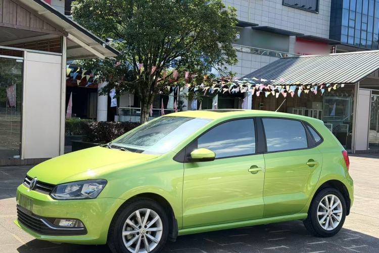 Used Volkswagen Polo 2014 1.6L Automatic Luxury Edition Guazi used car, China used car export, Used car for sale, Used  cars, Cheapest cars for sale