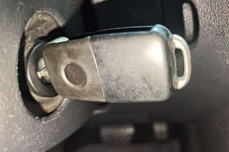 Used Volkswagen Polo 2014 1.6L Automatic Comfort Edition Vehicle Key