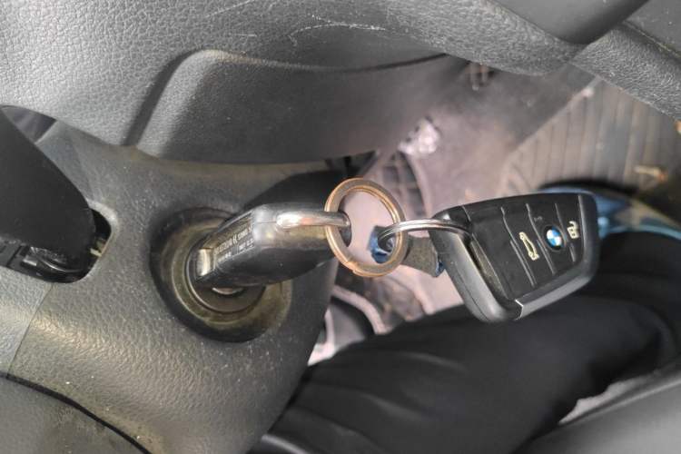 Used Volkswagen Polo 2014 1.4L Manual Fashion Edition Vehicle Key