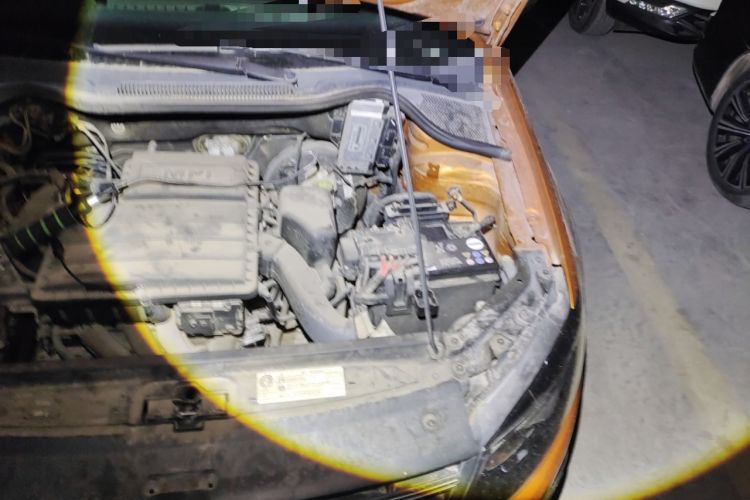 Used Volkswagen Polo 2014 1.6L Cross Polo Automatic Engine Bay Left