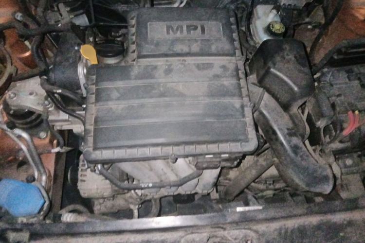 Used Volkswagen Polo 2014 1.6L Cross Polo Automatic Engine Bay
