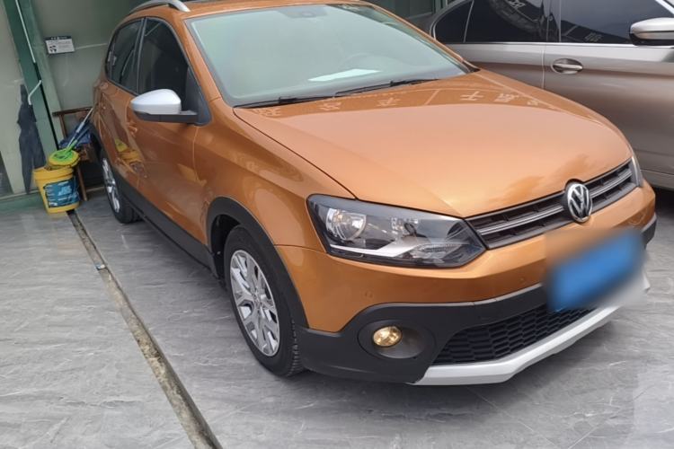 Used Volkswagen Polo 2014 1.6L Cross Polo Automatic Exterior 1