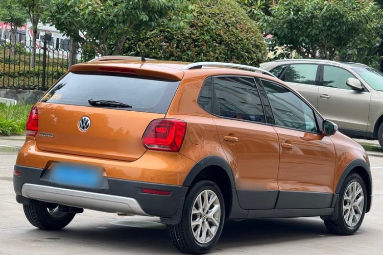 Used Volkswagen Polo 2014 1.6L Cross Polo Automatic Exterior 4