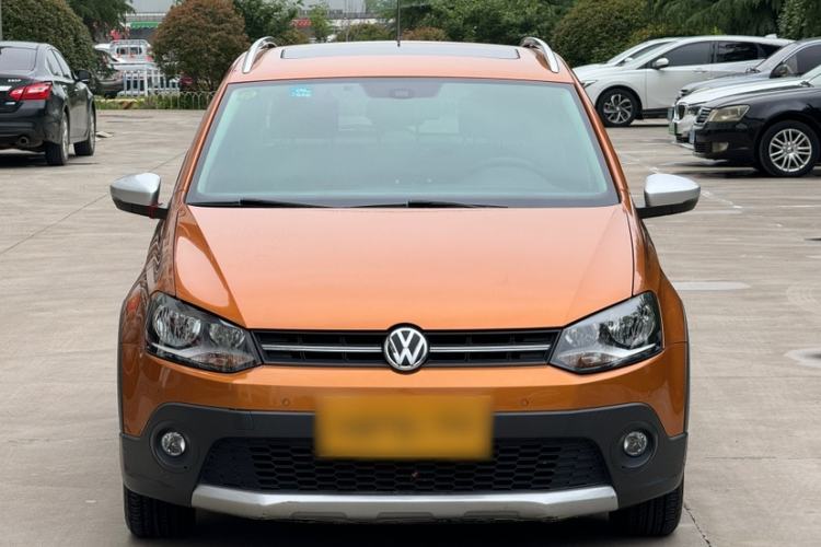 Used Volkswagen Polo 2014 1.6L Cross Polo Automatic Exterior 5