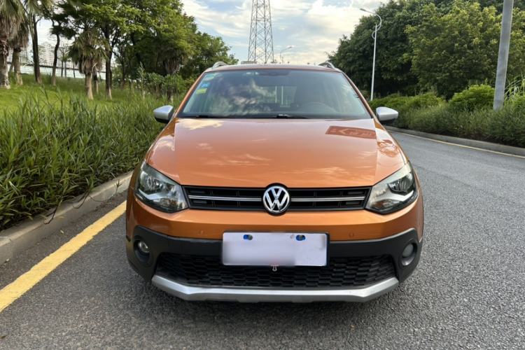 Used Volkswagen Polo 2014 1.6L Cross Polo Automatic Exterior 6