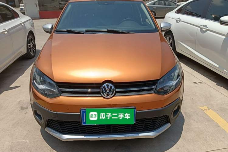 Used Volkswagen Polo 2014 1.6L Cross Polo Automatic Front