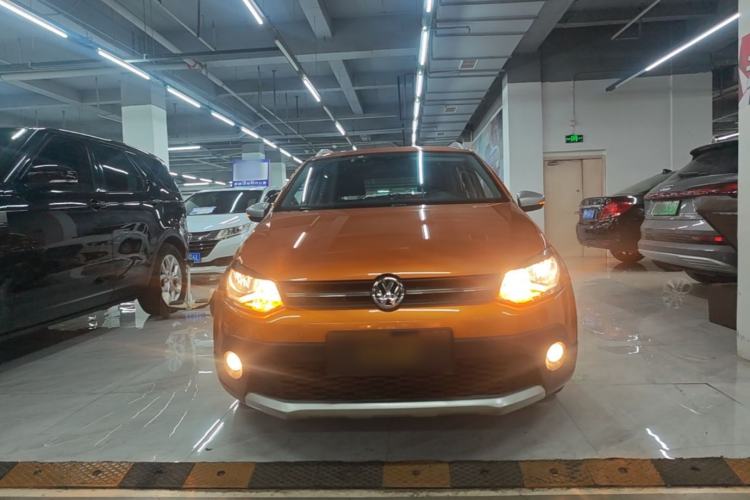 Used Volkswagen Polo 2014 1.6L Cross Polo Automatic Front