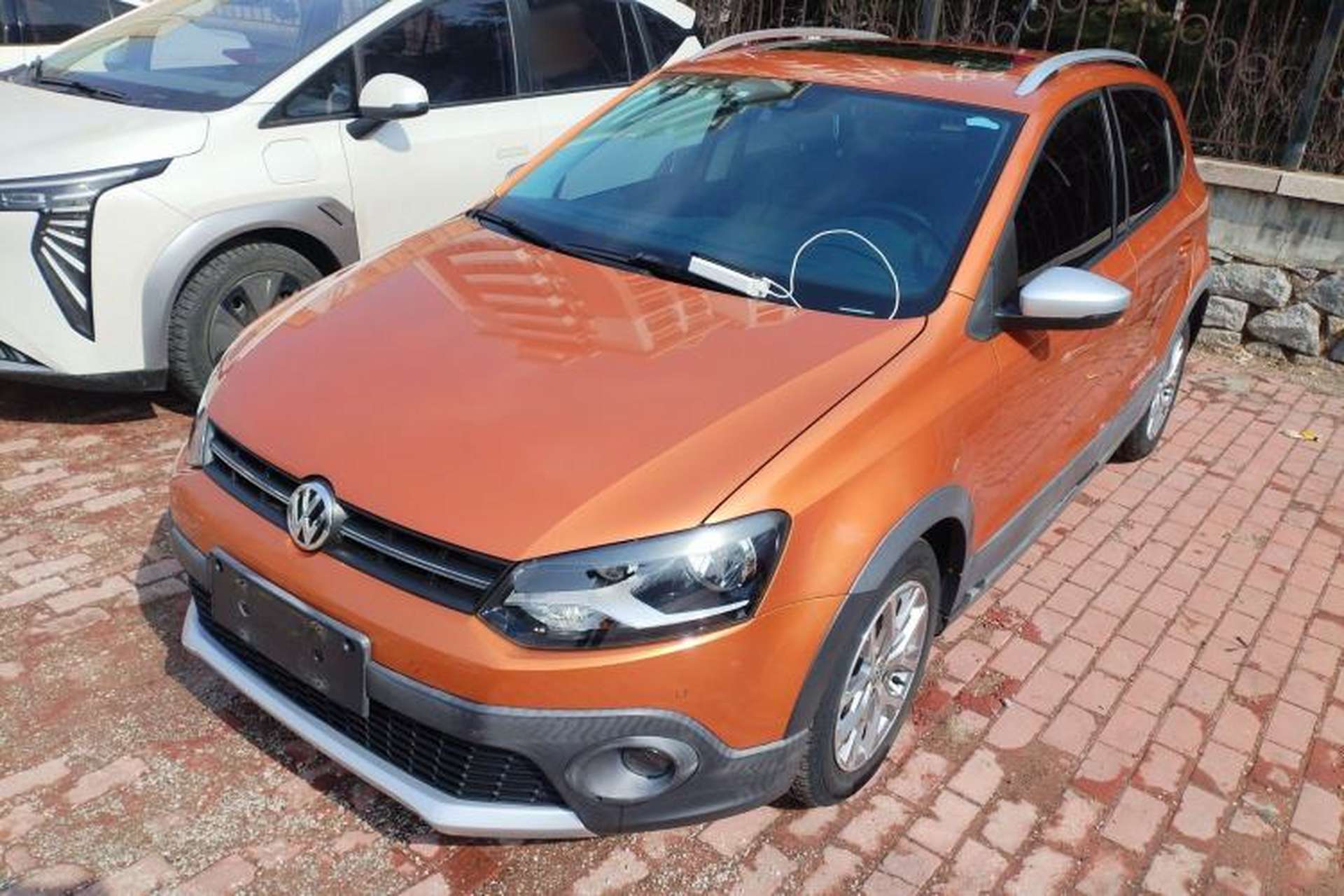 Used Volkswagen Polo 2014 1.6L Cross Polo Automatic Front Left 45 Deg