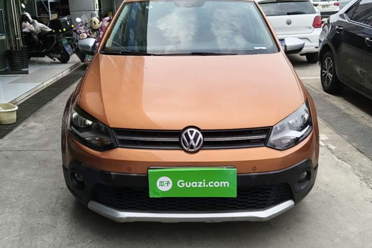 Used Volkswagen Polo 2014 1.6L Cross Polo Automatic Front