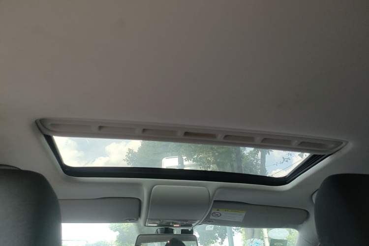 Used Volkswagen Polo 2014 1.6L Cross Polo Automatic Headliner