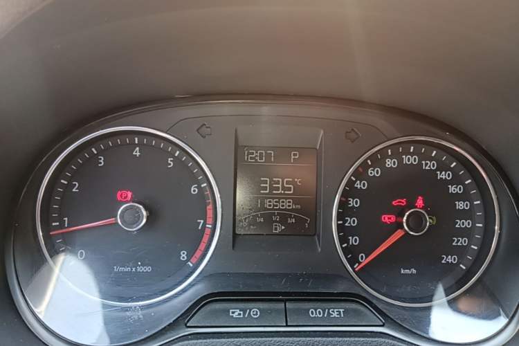 Used Volkswagen Polo 2014 1.6L Cross Polo Automatic Instrument Cluster