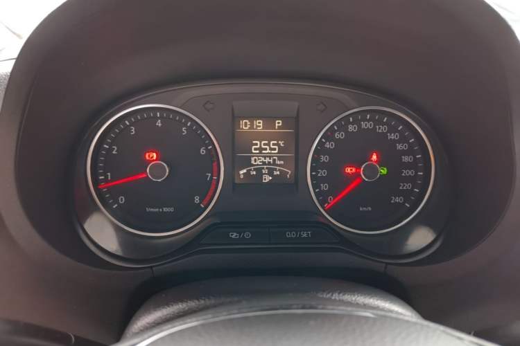 Used Volkswagen Polo 2014 1.6L Cross Polo Automatic Instrument Cluster