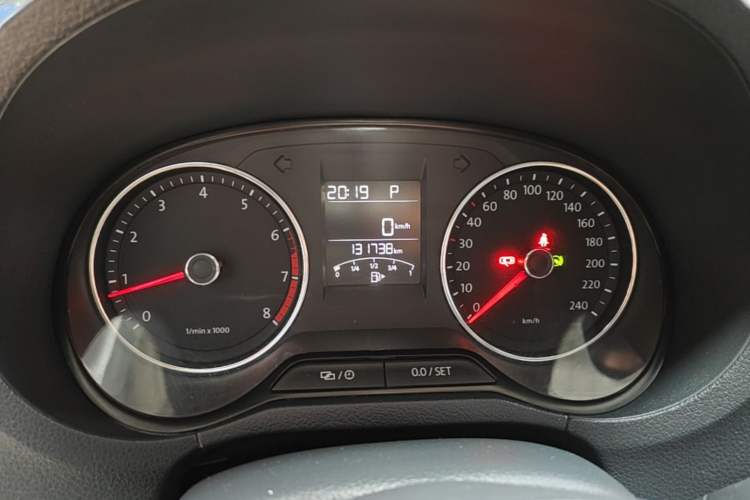 Used Volkswagen Polo 2014 1.6L Cross Polo Automatic Instrument Cluster
