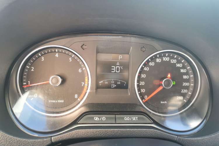 Used Volkswagen Polo 2014 1.6L Cross Polo Automatic Instrument Cluster