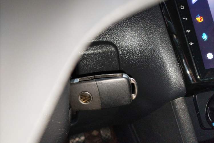 Used Volkswagen Polo 2014 1.4L Manual Fashion Edition Interior 1