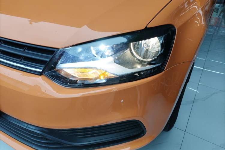 Used Volkswagen Polo 2014 1.4L Manual Fashion Edition Left Front Headlight