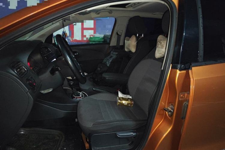 Used Volkswagen Polo 2014 1.6L Cross Polo Automatic Left Front Seat