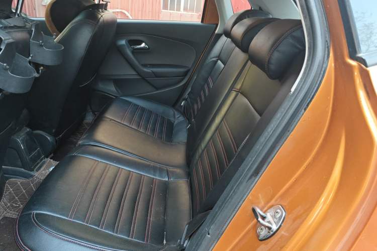 Used Volkswagen Polo 2014 1.6L Cross Polo Automatic Left Rear Seat