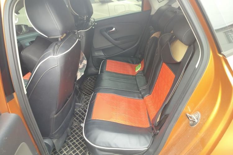 Used Volkswagen Polo 2014 1.6L Cross Polo Automatic Left Rear Seat