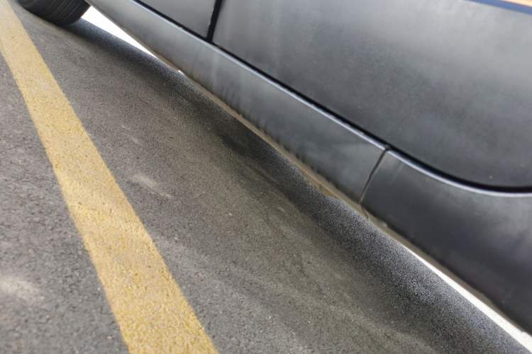 Used Volkswagen Polo 2014 1.6L Cross Polo Automatic Left Side Sill