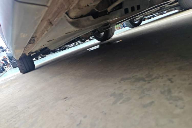 Used Volkswagen Polo 2014 1.6L Cross Polo Automatic Left Side Sill