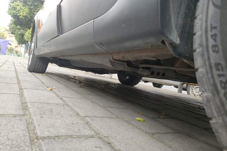 Used Volkswagen Polo 2014 1.6L Cross Polo Automatic Left Side Sill