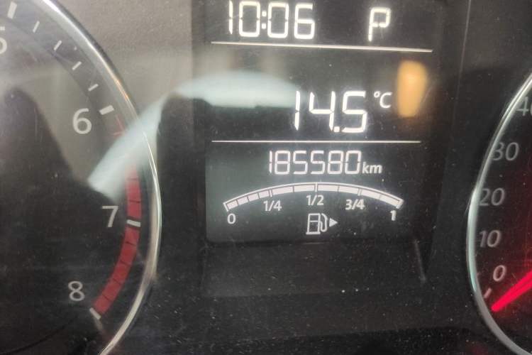Used Volkswagen Polo 2014 1.6L Cross Polo Automatic Odometer Close Up
