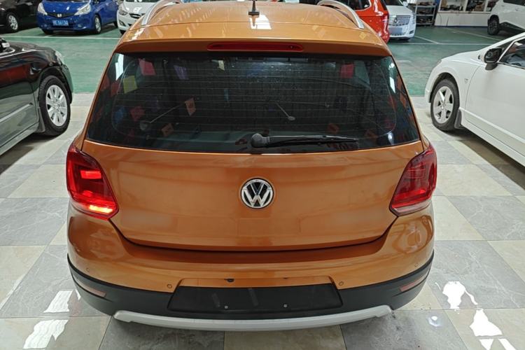Used Volkswagen Polo 2014 1.6L Cross Polo Automatic Rear