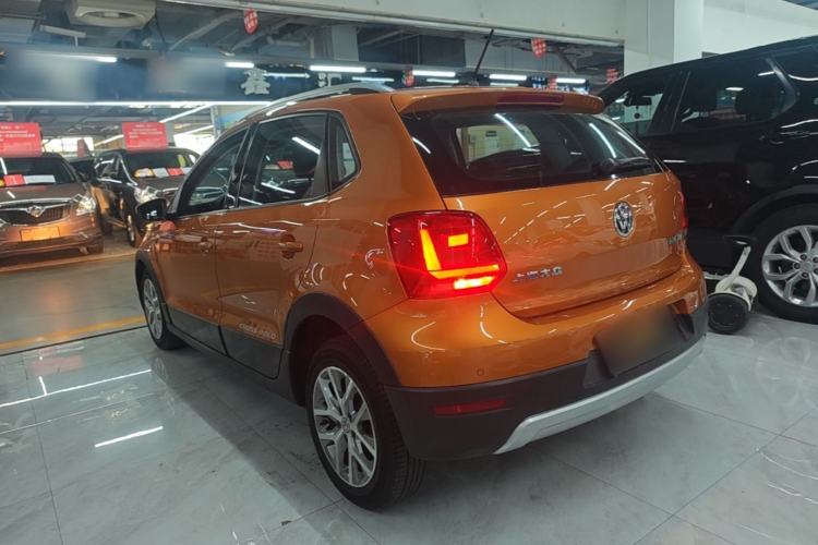Used Volkswagen Polo 2014 1.6L Cross Polo Automatic Rear Left 45 Deg