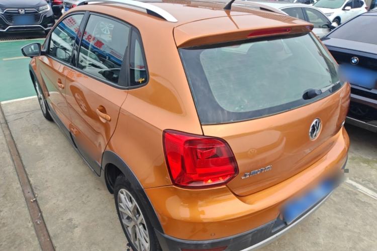 Used Volkswagen Polo 2014 1.6L Cross Polo Automatic Rear Left 45 Deg