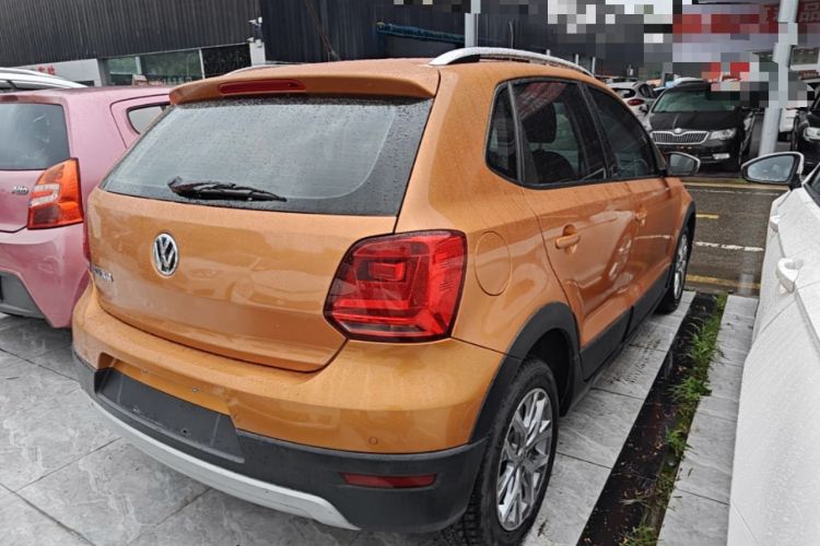 Used Volkswagen Polo 2014 1.6L Cross Polo Automatic Rear Right 45 Deg
