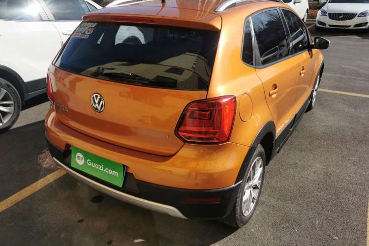Used Volkswagen Polo 2014 1.6L Cross Polo Automatic Rear Right 45 Deg