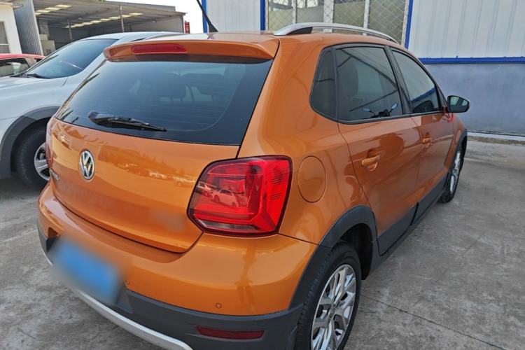 Used Volkswagen Polo 2014 1.6L Cross Polo Automatic Rear Right 45 Deg