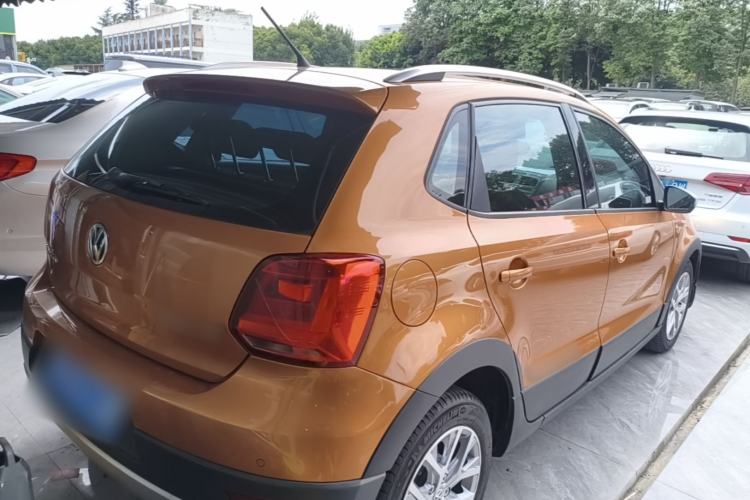 Used Volkswagen Polo 2014 1.6L Cross Polo Automatic Rear Right 45 Deg