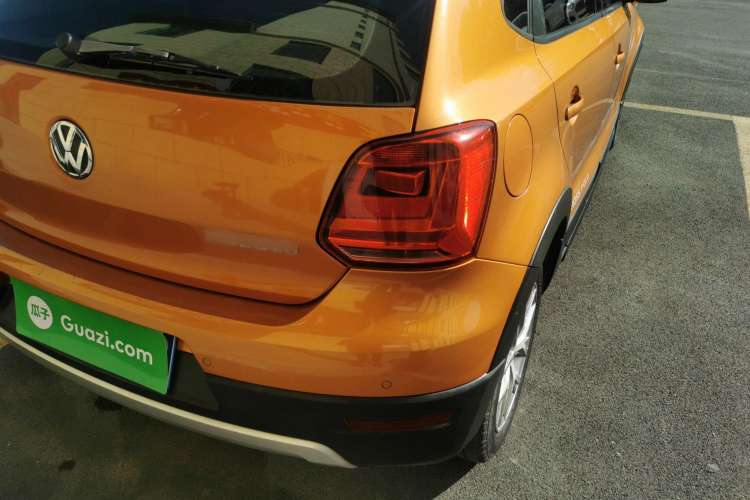 Used Volkswagen Polo 2014 1.6L Cross Polo Automatic Right Rear Taillight