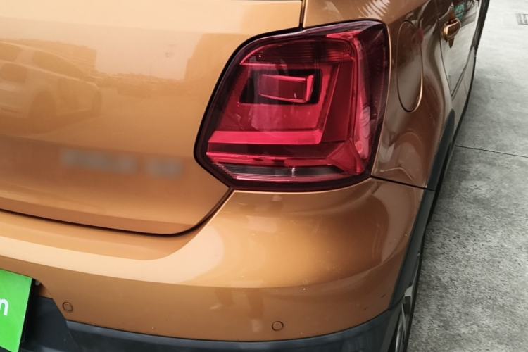 Used Volkswagen Polo 2014 1.6L Cross Polo Automatic Right Rear Taillight