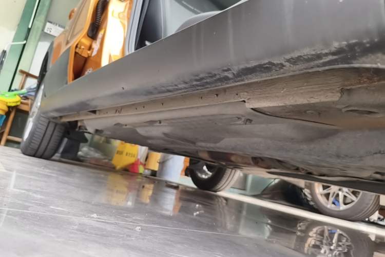 Used Volkswagen Polo 2014 1.6L Cross Polo Automatic Right Side Sill