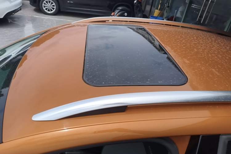 Used Volkswagen Polo 2014 1.6L Cross Polo Automatic Roof