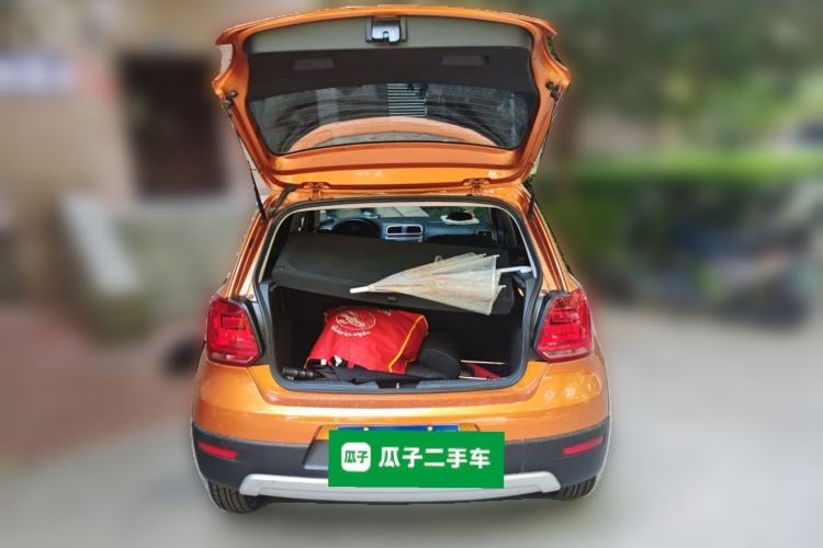 Used Volkswagen Polo 2014 1.6L Cross Polo Automatic Trunk