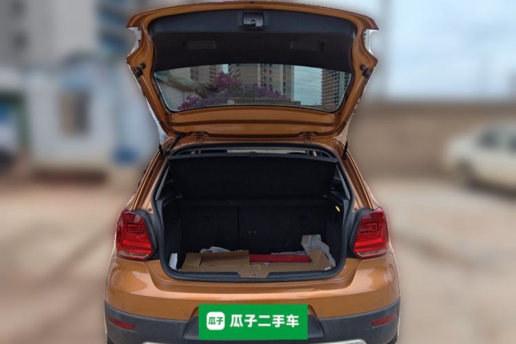 Used Volkswagen Polo 2014 1.6L Cross Polo Automatic Trunk