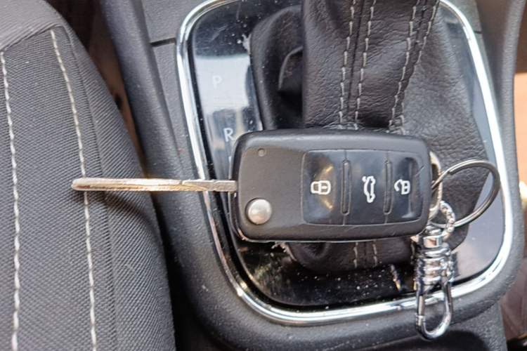 Used Volkswagen Polo 2014 1.6L Cross Polo Automatic Vehicle Key