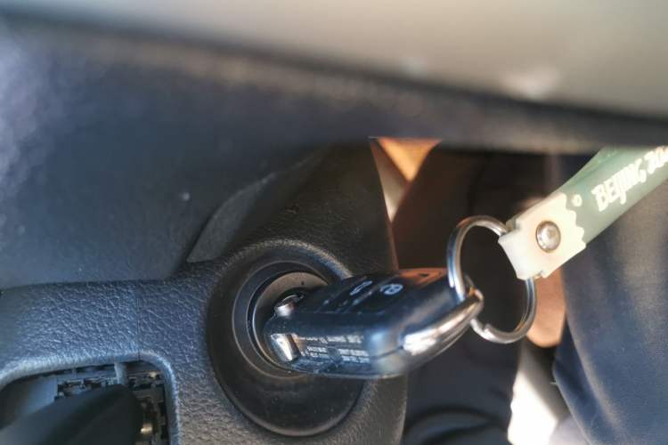 Used Volkswagen Polo 2014 1.6L Cross Polo Automatic Vehicle Key