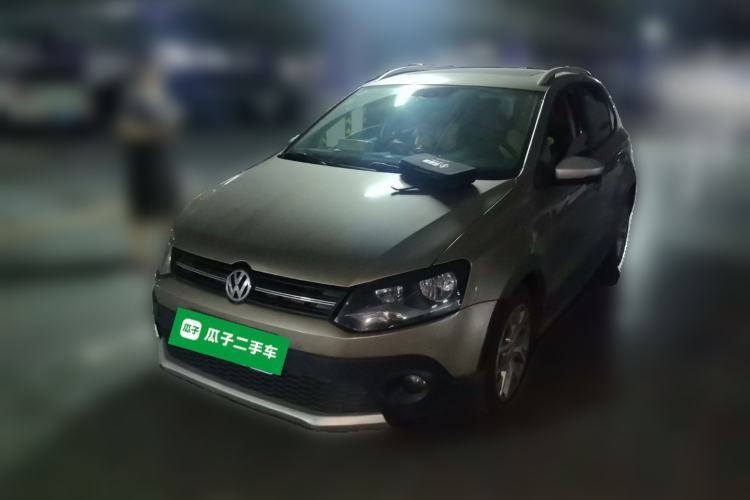 Używany Volkswagen Polo 2014 1.6L Cross Polo Automatic Guazi used car, China used car export, Used car for sale, Used cars, Cheapest cars for sale